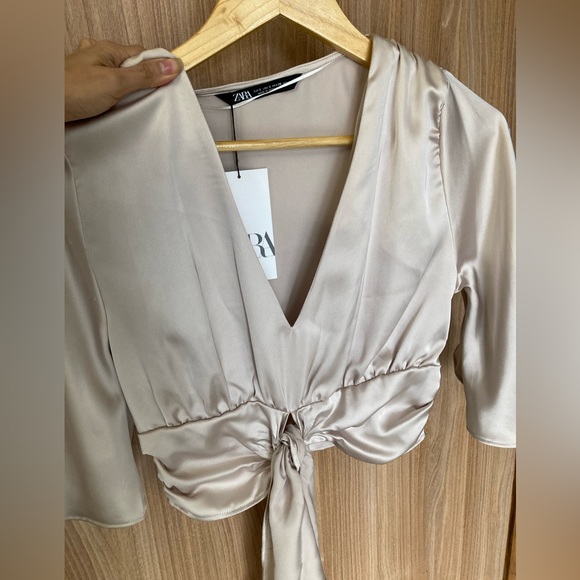 Zara Satin Top - Picture 4 of 6